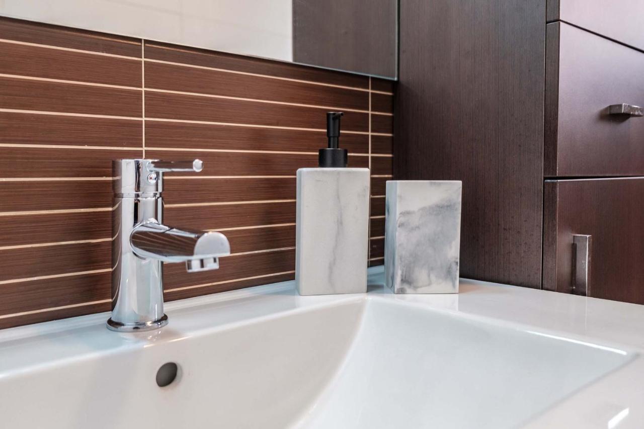 Stylish And Chic City Center Apartment With Wifi La Laguna  Exteriör bild